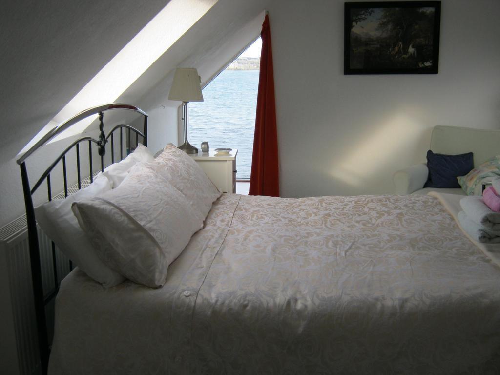 No 1 Broughton Bed & Breakfast Pierowall Bilik gambar